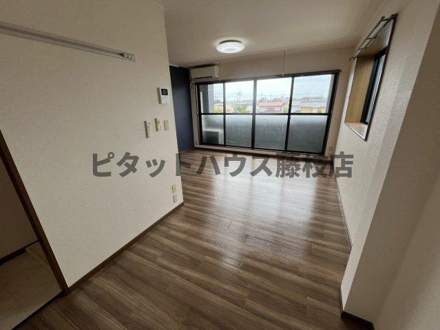 焼津市焼津マンション リビング