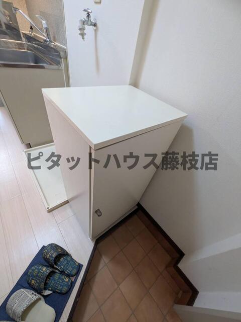 牧之原市細江アパート 収納