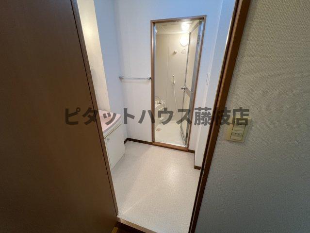 焼津市石津中町マンション その他