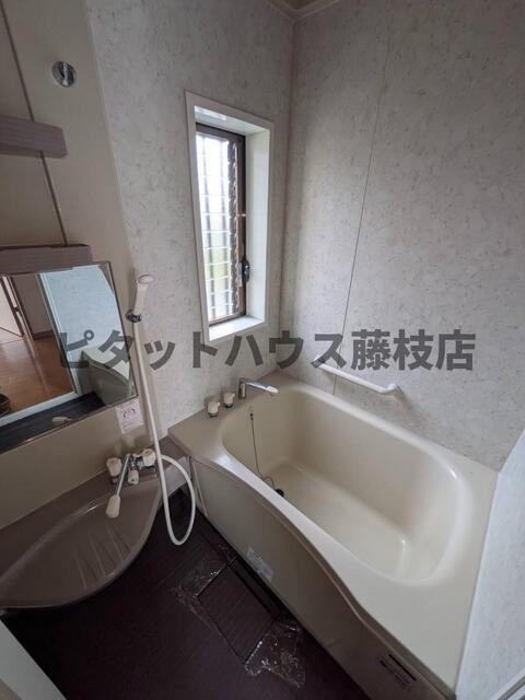 藤枝市高岡アパート バス／シャワー