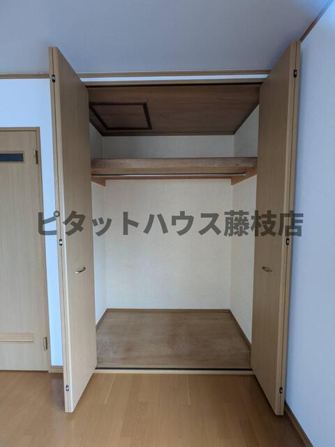 藤枝市高岡アパート 収納