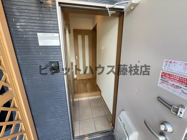 焼津市石津アパート 玄関