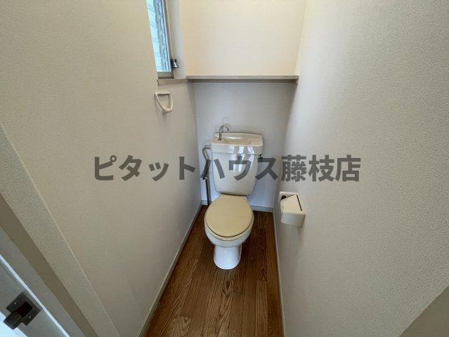 藤枝市高柳アパート トイレ