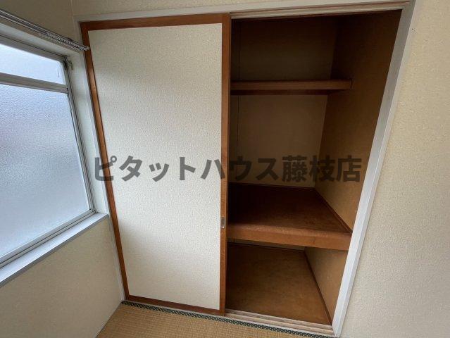 藤枝市高柳アパート 収納