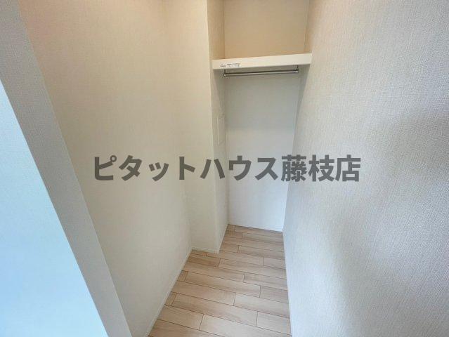 焼津市八楠アパート 収納