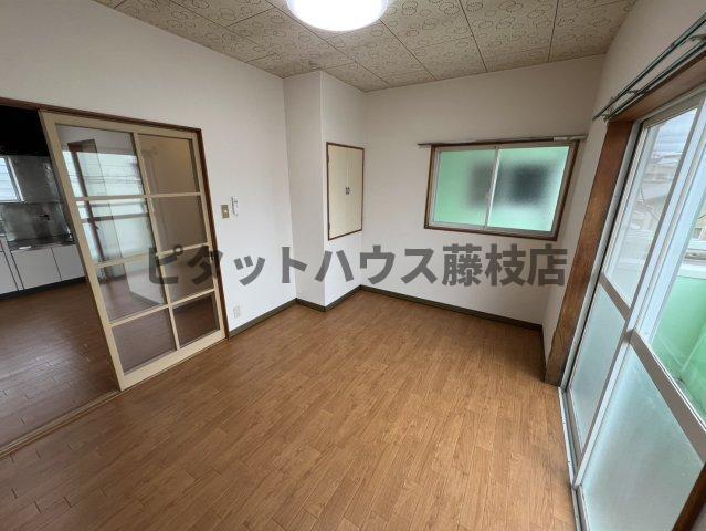焼津市柳新屋アパート リビング