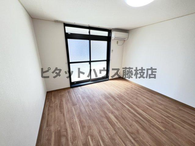 島田市稲荷アパート リビング