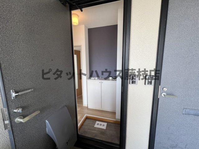 焼津市焼津アパート 玄関