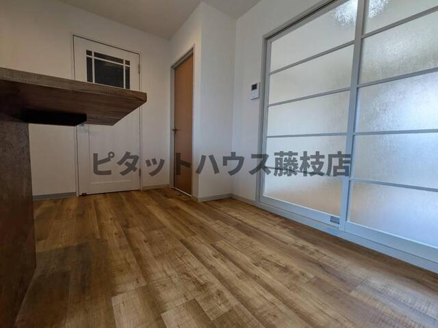 藤枝市茶町アパート リビング