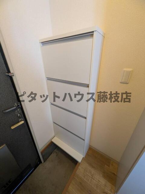 藤枝市茶町アパート 収納