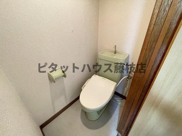 焼津市中新田アパート トイレ
