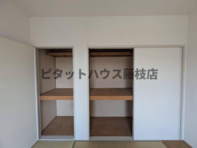 藤枝市平島アパート 収納