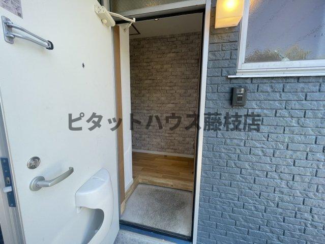 焼津市宗高アパート 玄関