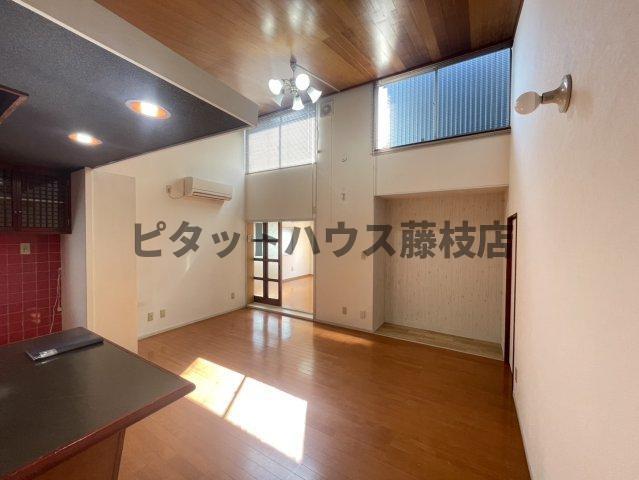焼津市宗高アパート リビング