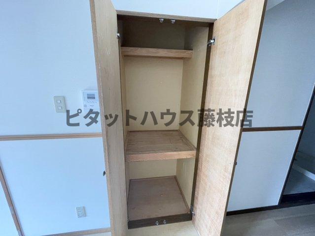 焼津市焼津マンション 収納