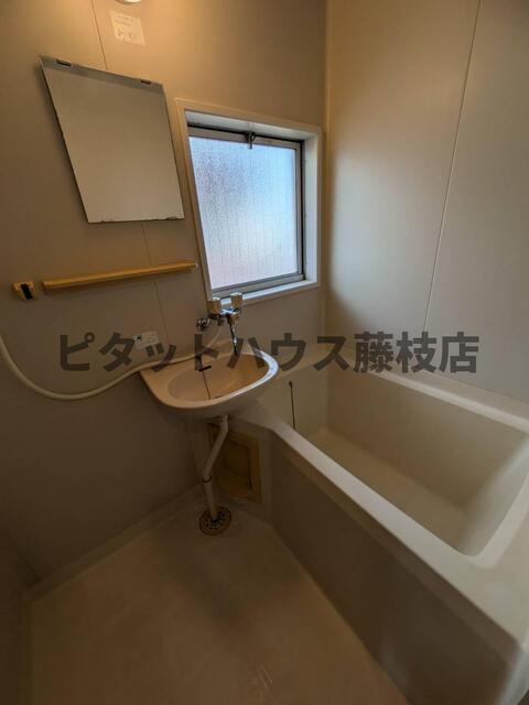藤枝市与左衛門アパート バス／シャワー