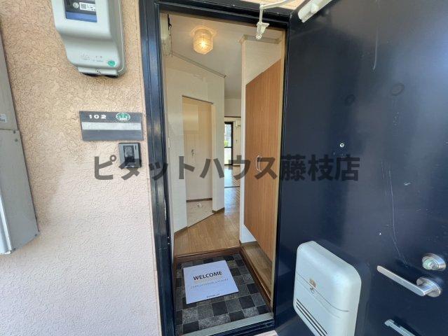 焼津市下小田アパート 玄関