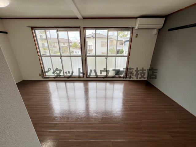 焼津市焼津アパート リビング