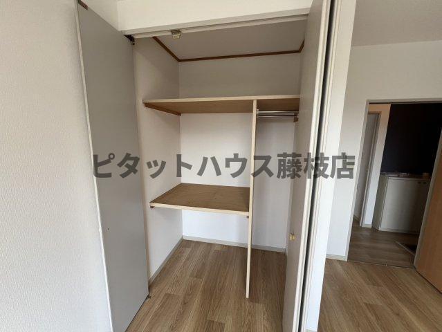 焼津市焼津アパート 収納