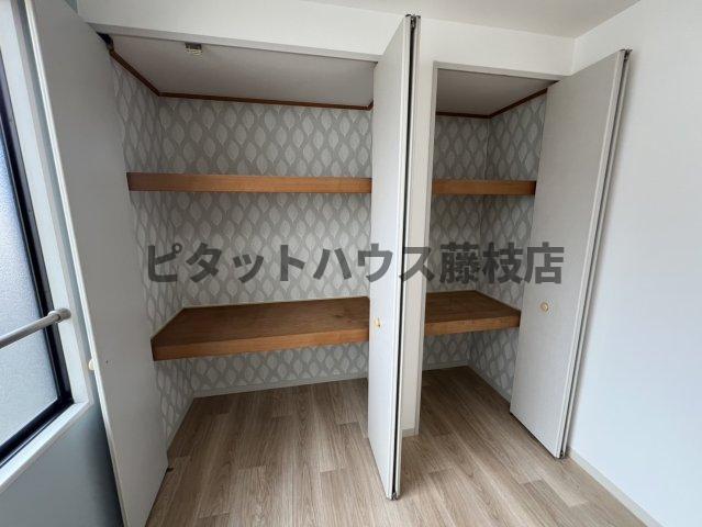 焼津市焼津アパート 収納