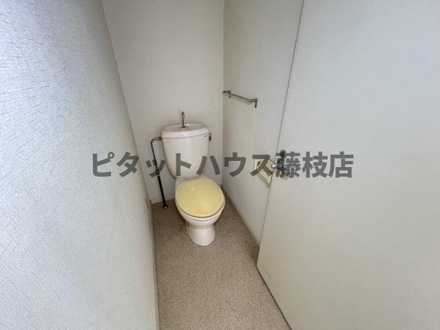 焼津市中里アパート トイレ