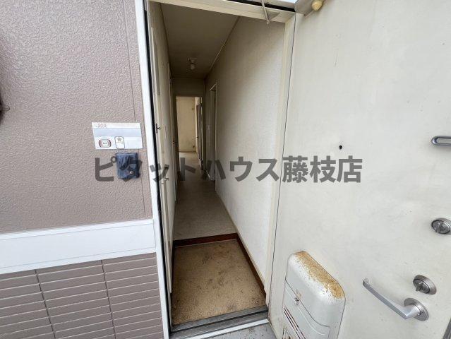 焼津市中里アパート 玄関