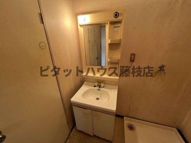 焼津市駅北アパート 洗面