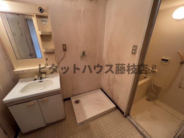 焼津市駅北アパート 洗面