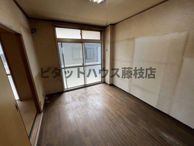 焼津市駅北アパート リビング