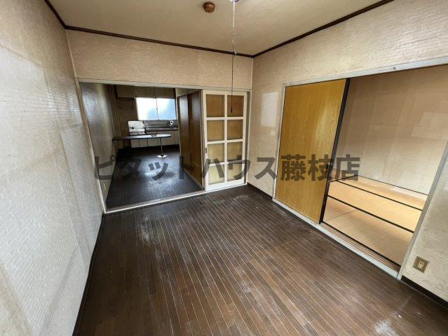 焼津市駅北アパート リビング
