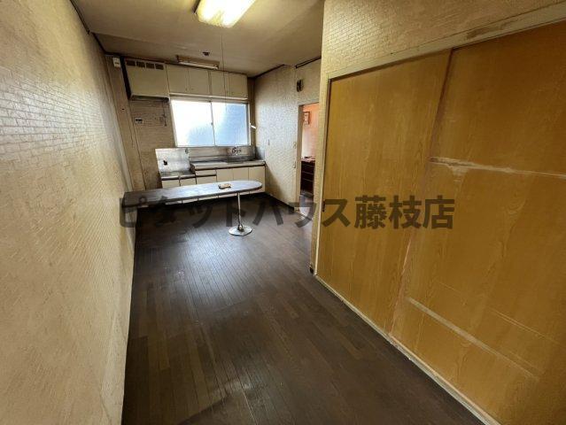 焼津市駅北アパート リビング