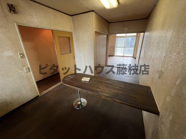 焼津市駅北アパート リビング