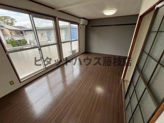 焼津市焼津アパート リビング