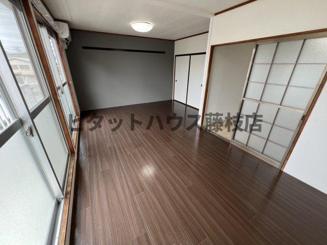 焼津市焼津アパート リビング
