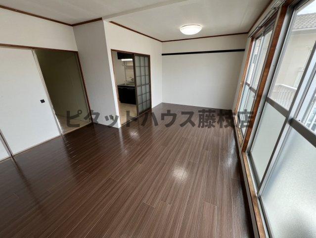 焼津市焼津アパート リビング