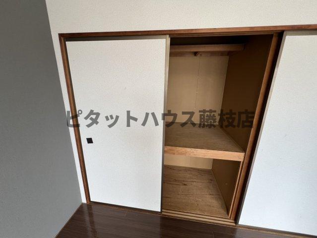 焼津市焼津アパート 収納