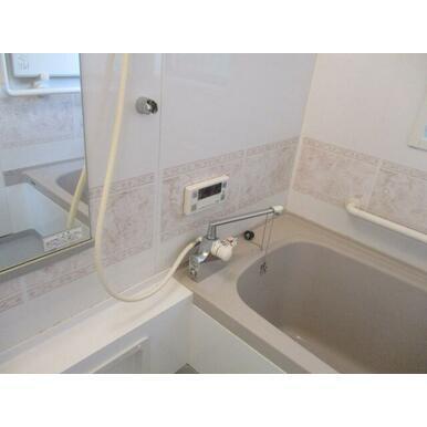 島田市中河町一戸建 バス／シャワー