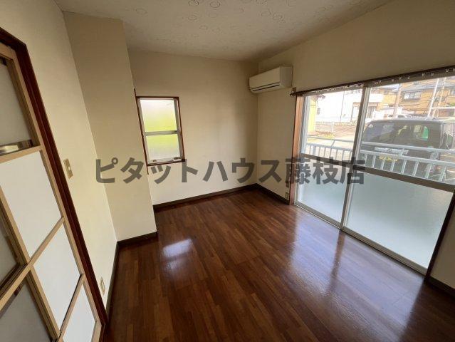 焼津市柳新屋アパート リビング
