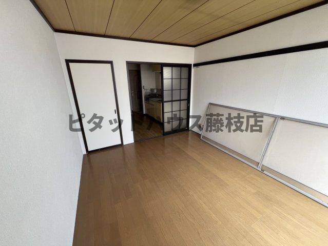 焼津市三ケ名アパート リビング