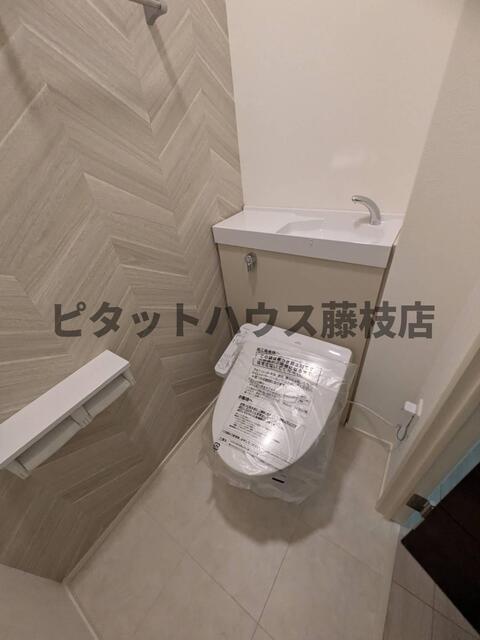 焼津市田尻北アパート トイレ