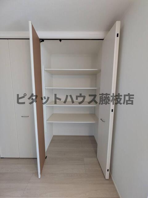 焼津市田尻北アパート 収納