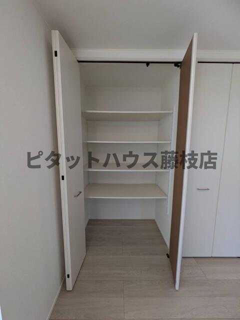 焼津市田尻北アパート 収納