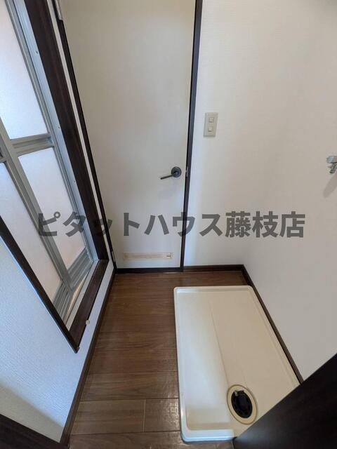 藤枝市与左衛門アパート 玄関