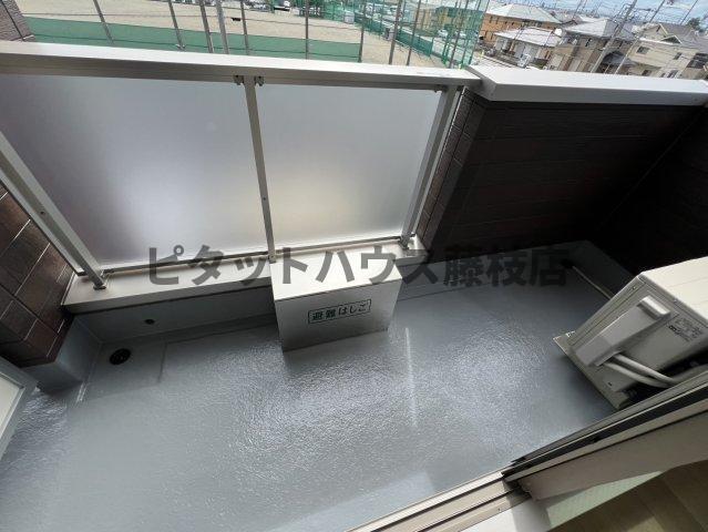 焼津市東小川アパート バルコニー