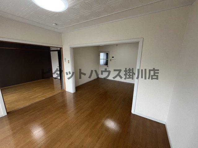 掛川市南マンション リビング