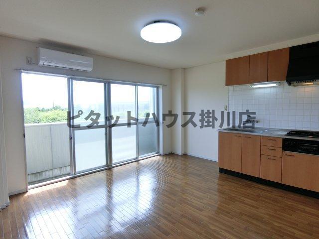 掛川市富部マンション リビング