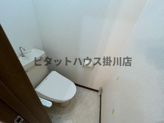 掛川市緑ケ丘アパート トイレ