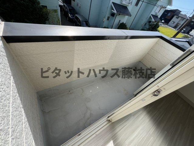 焼津市塩津一戸建 バルコニー