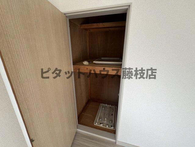 焼津市塩津一戸建 収納