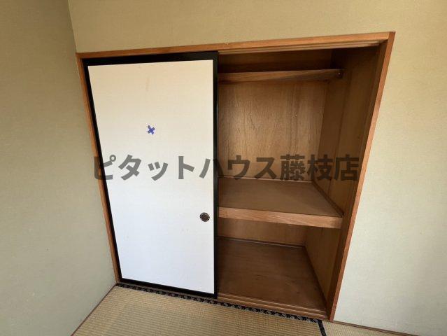 焼津市石津港町マンション 収納